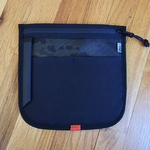 The Brown Buffalo MOD002